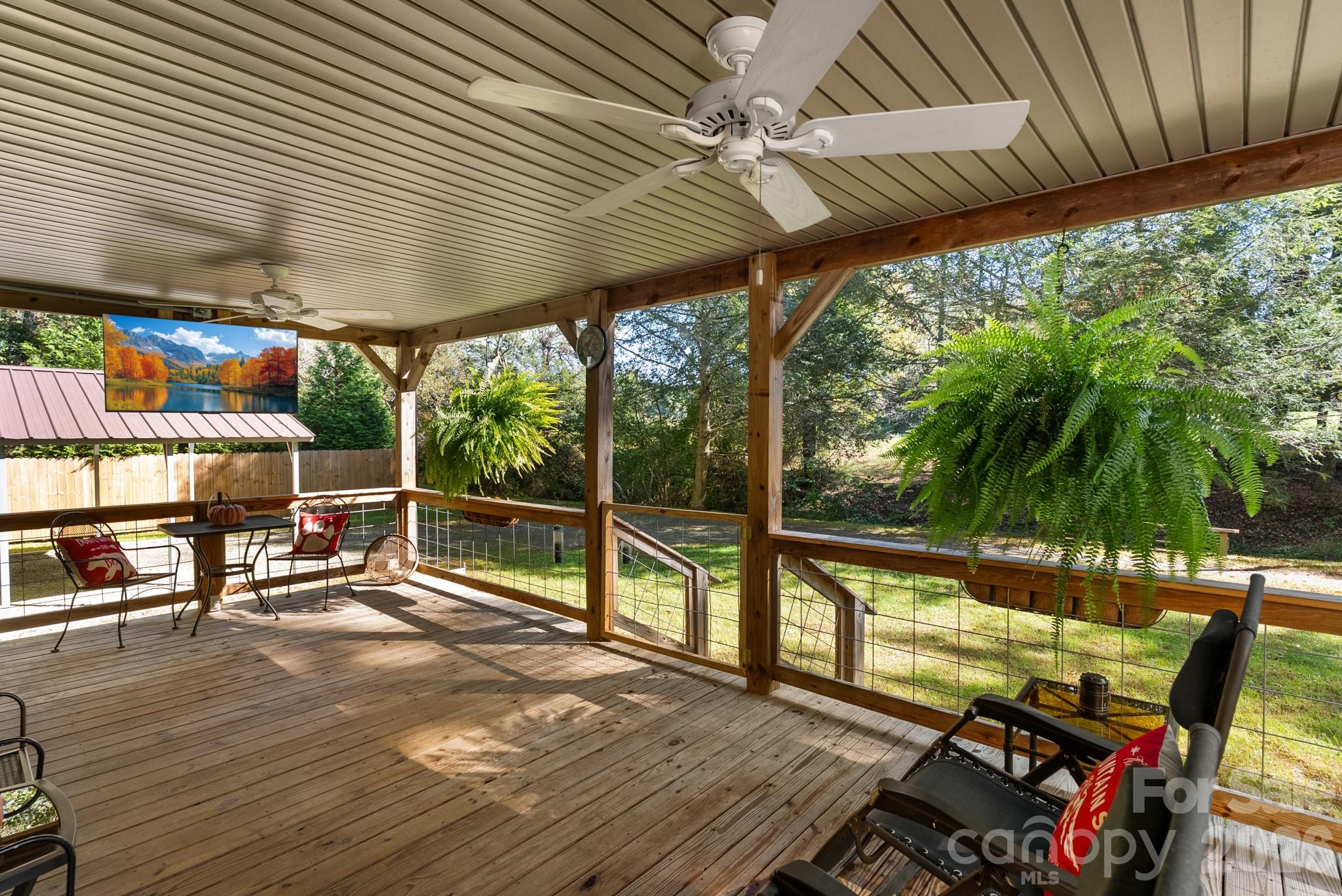 99 Lynn Lane