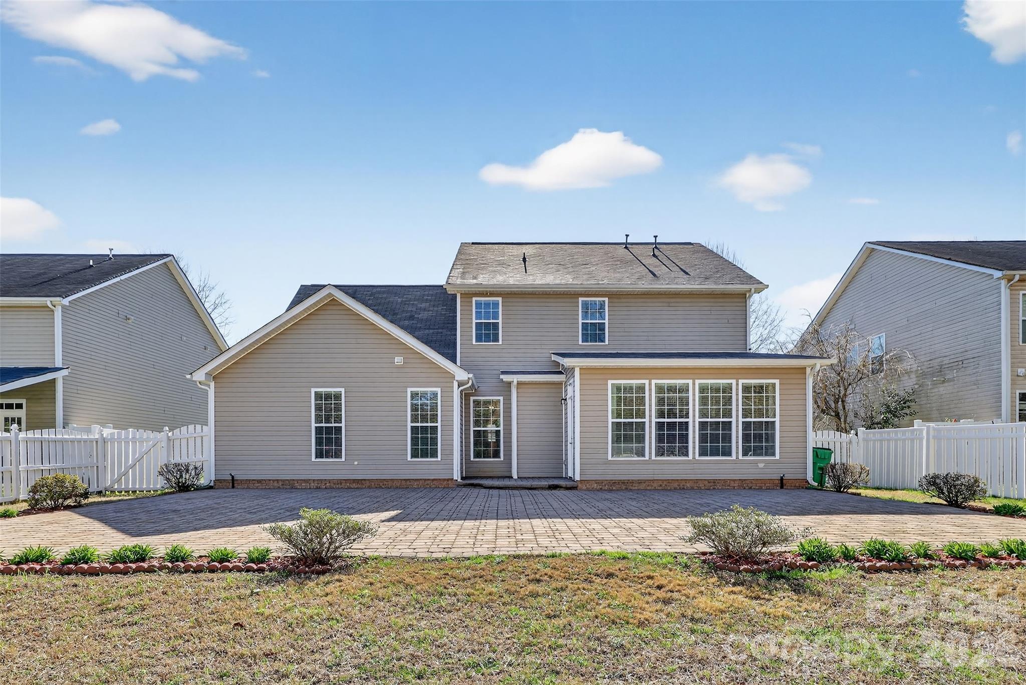 Neely Glen - Residential