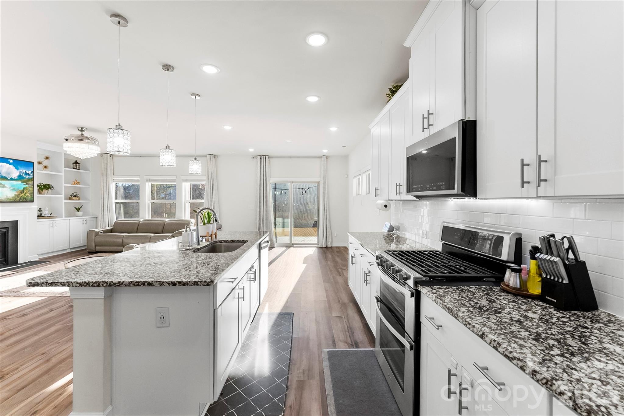 Stoneybrook Station - Residential