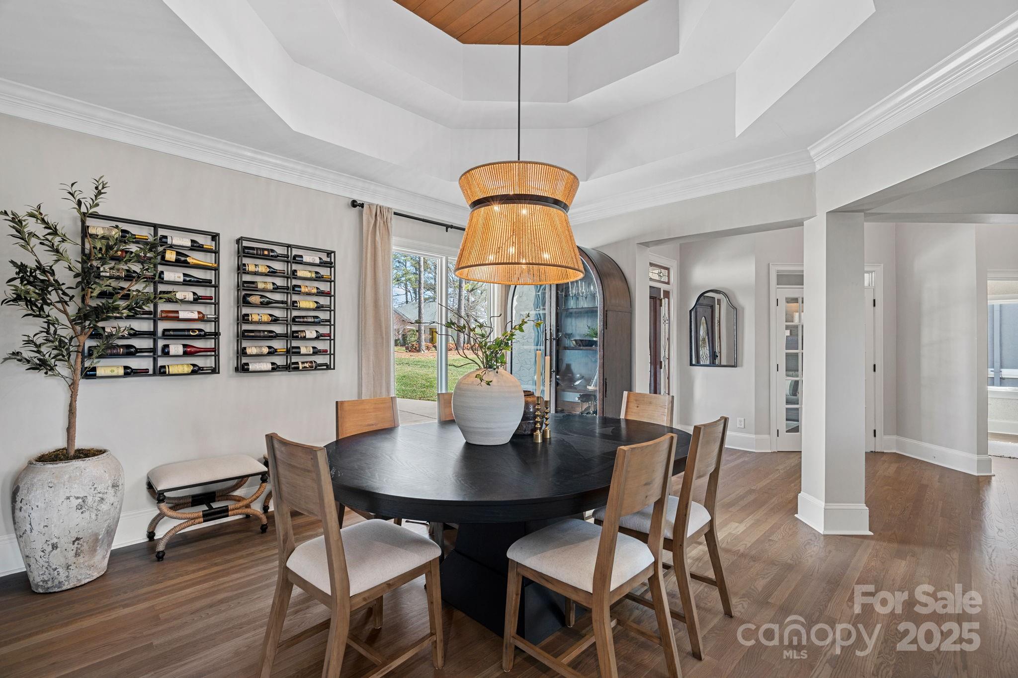 The Peninsula - Residential