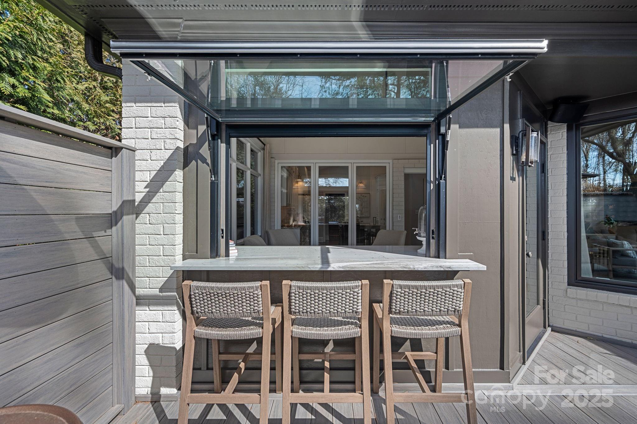 The Peninsula - Residential