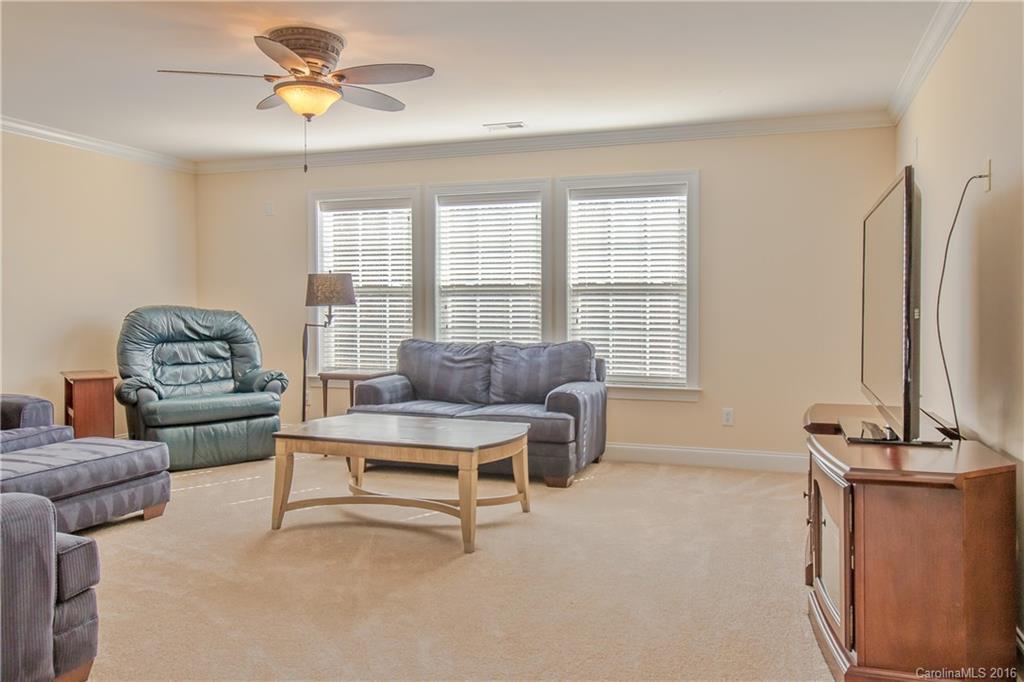 The Palisades - Residential