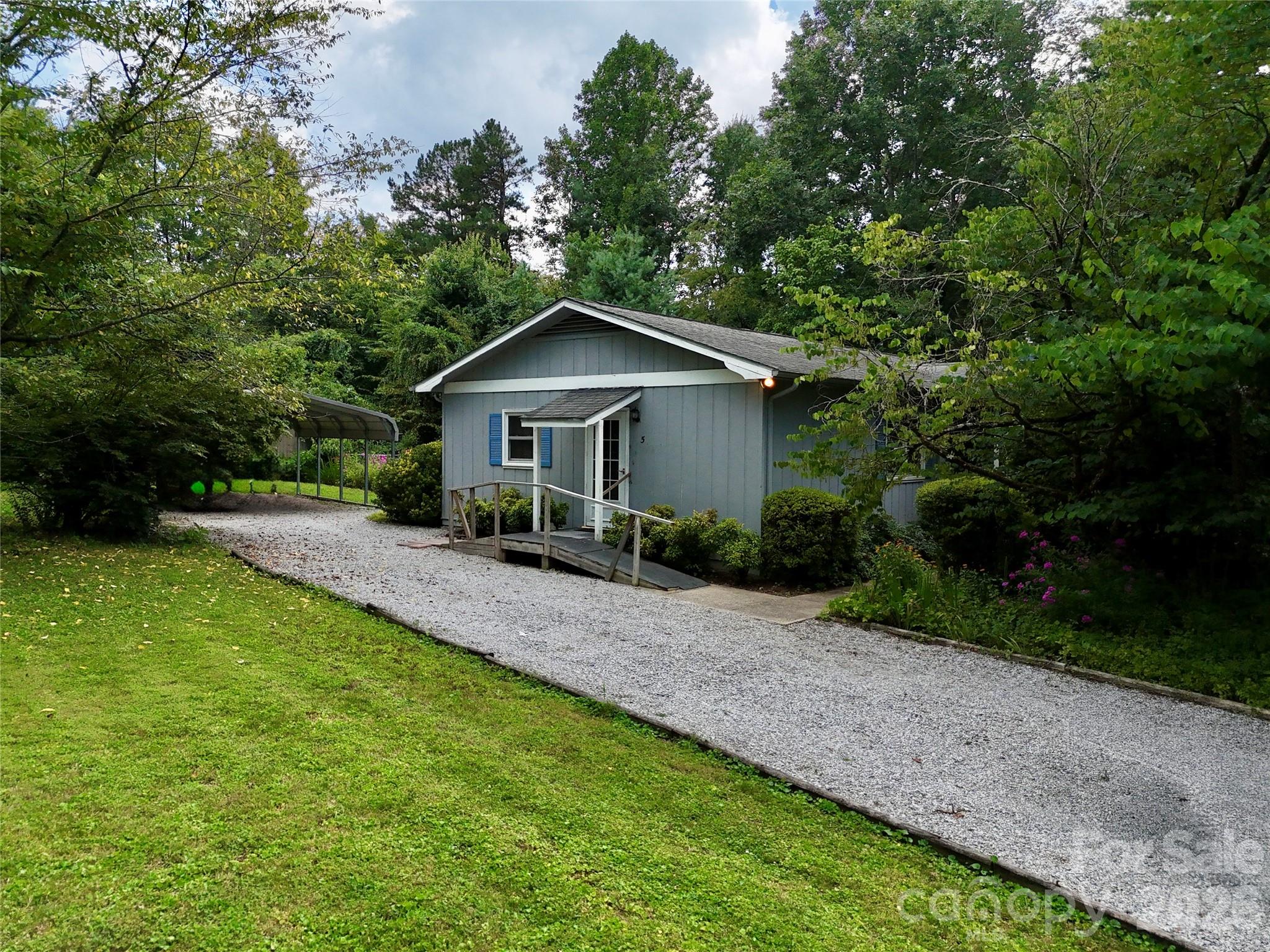 5 Dewberry Drive