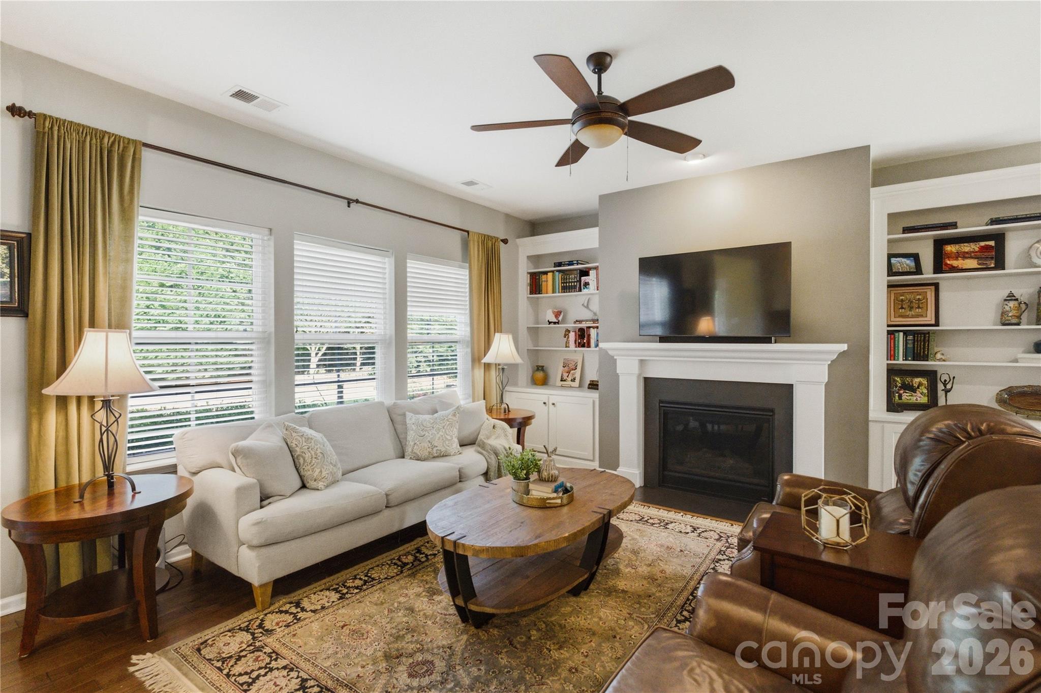 River Lakes - Residential