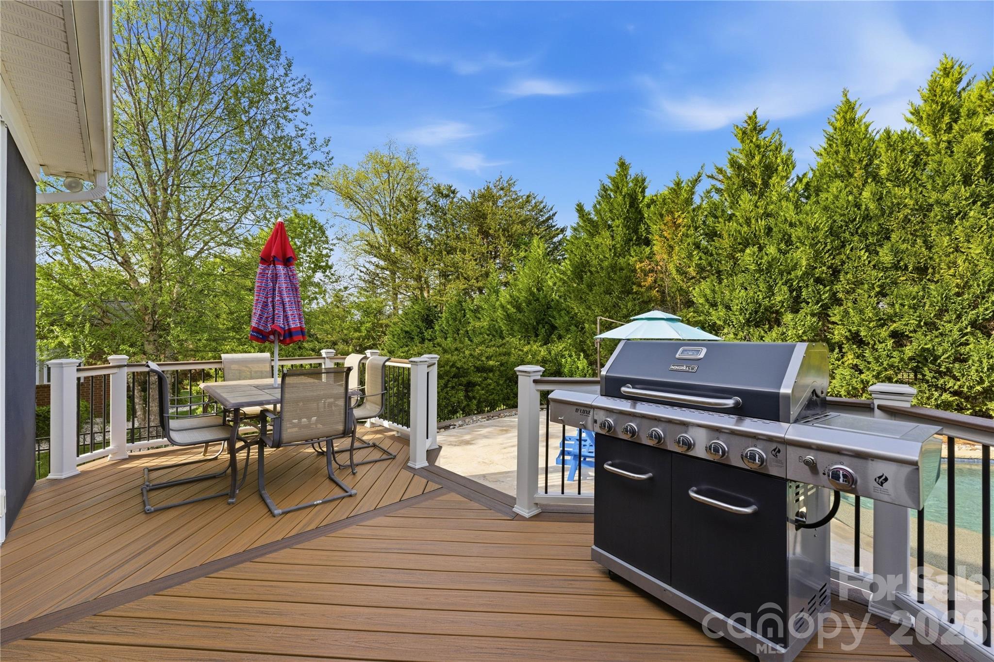 River Lakes - Residential