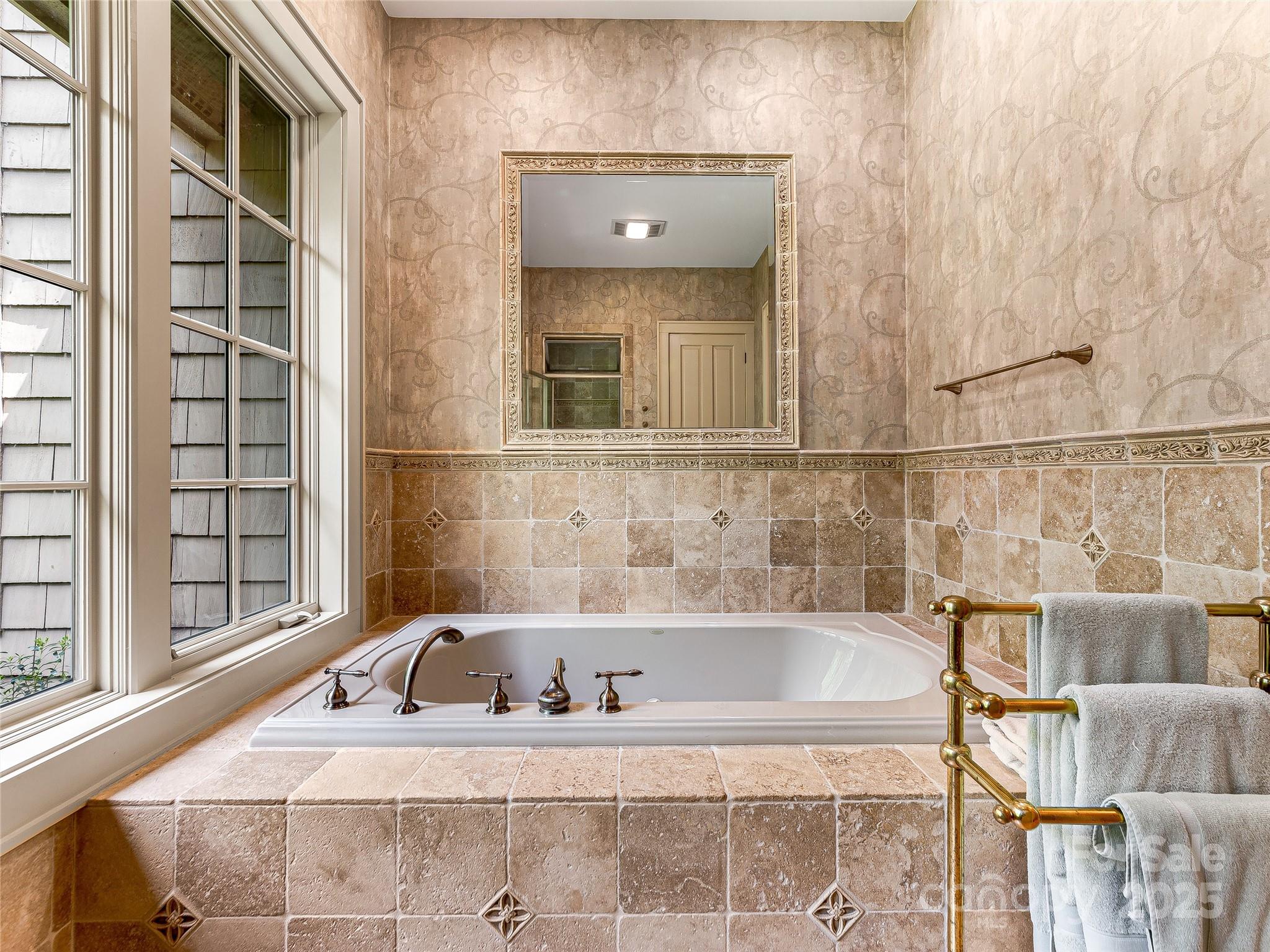 Lake Toxaway Estates - Residential