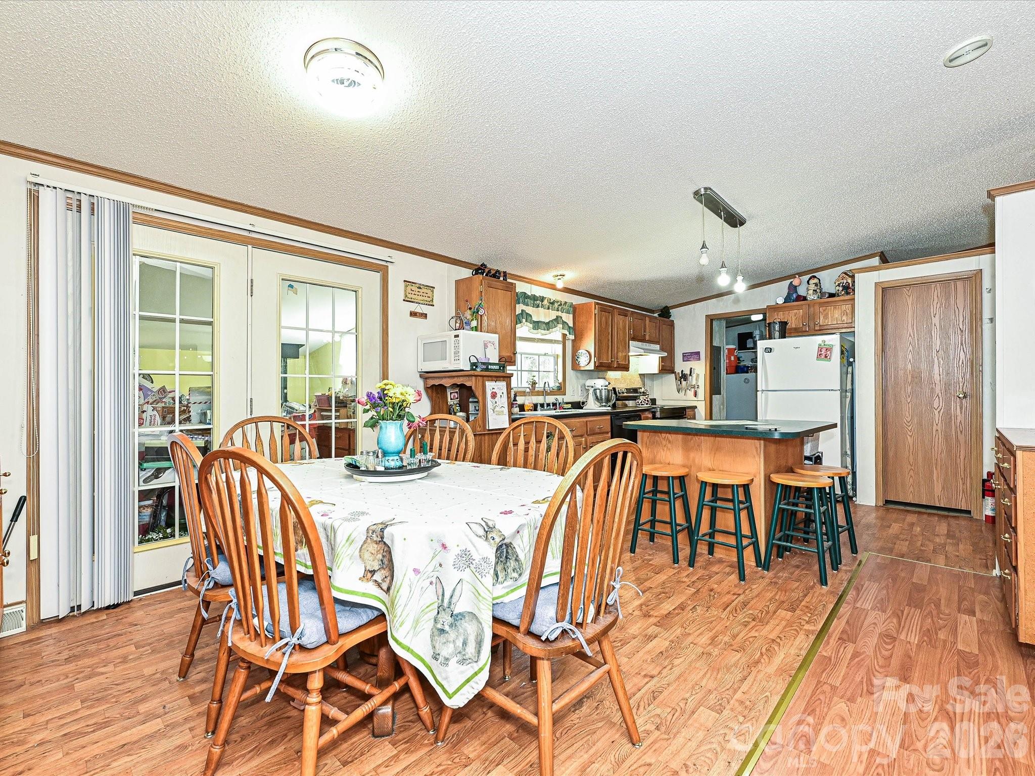 9836 Southwinds Drive