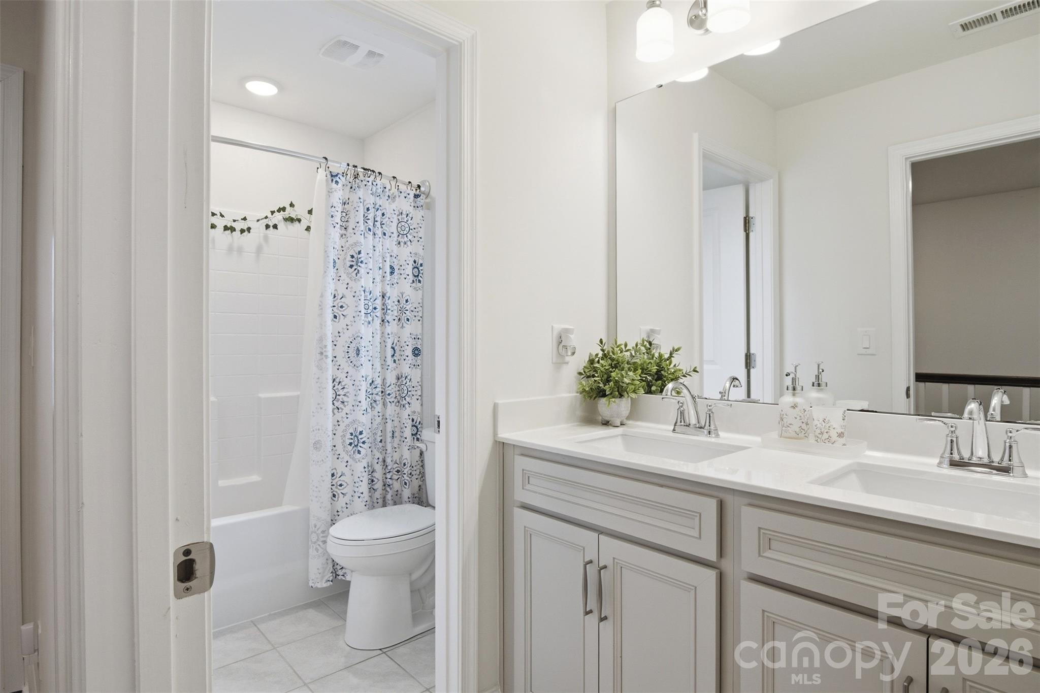 Paddlers Cove - Residential