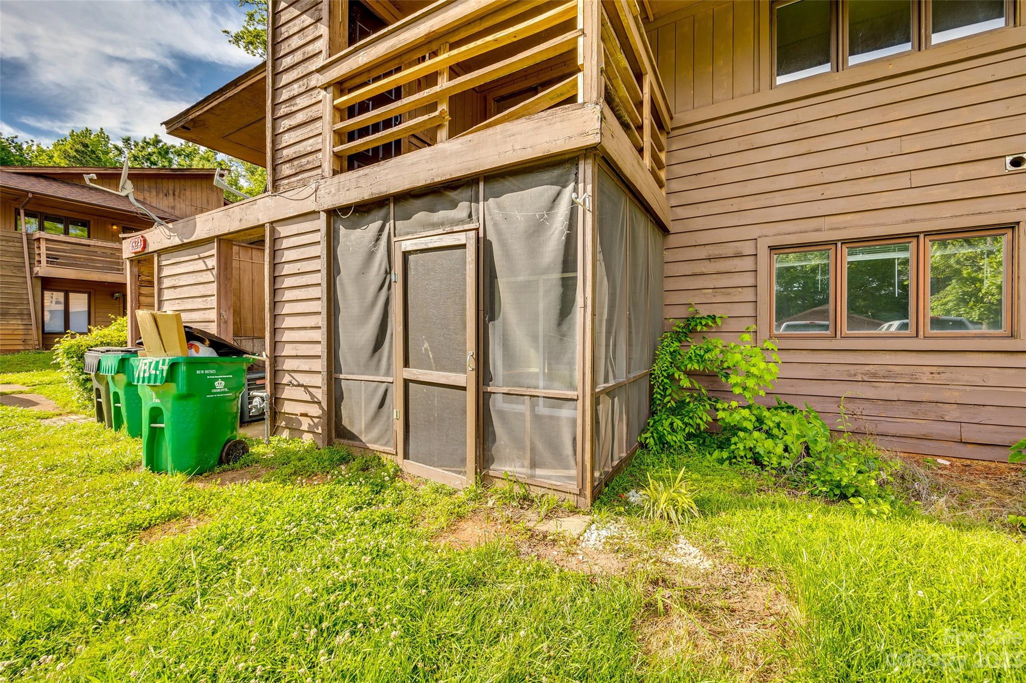 North Hampton Condos - Residential