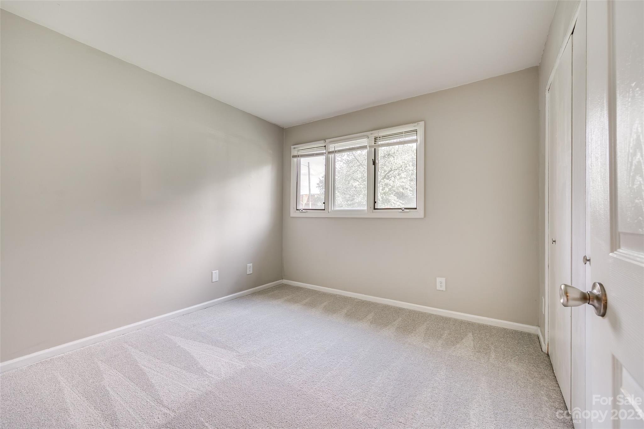 North Hampton Condos - Residential