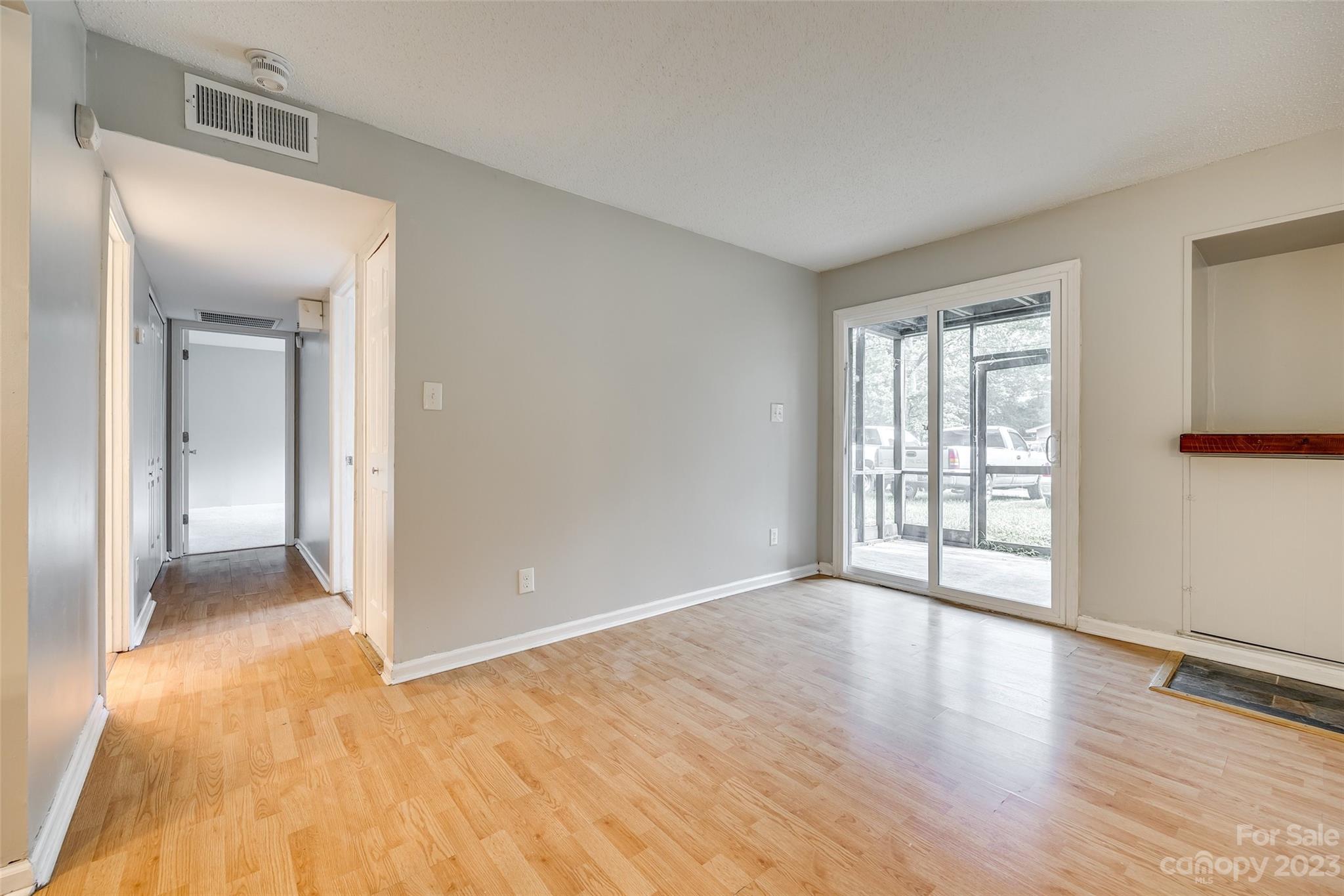 North Hampton Condos - Residential