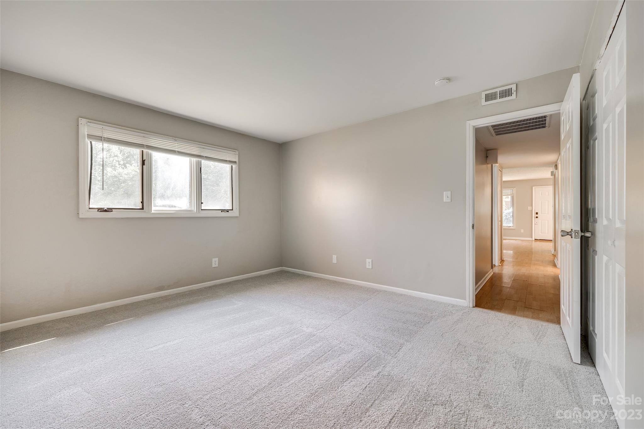 North Hampton Condos - Residential