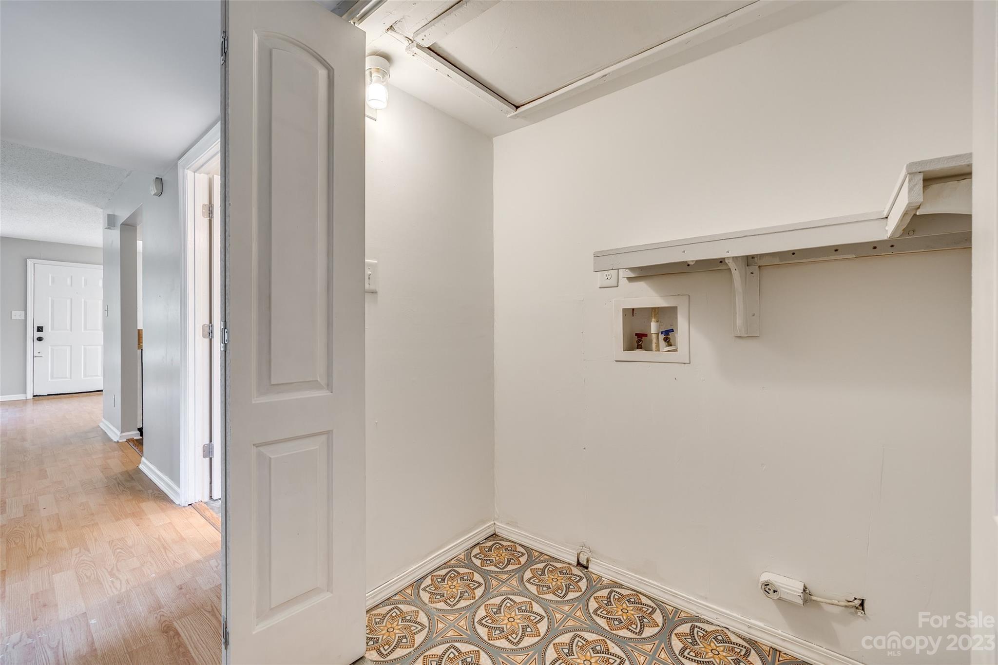 North Hampton Condos - Residential