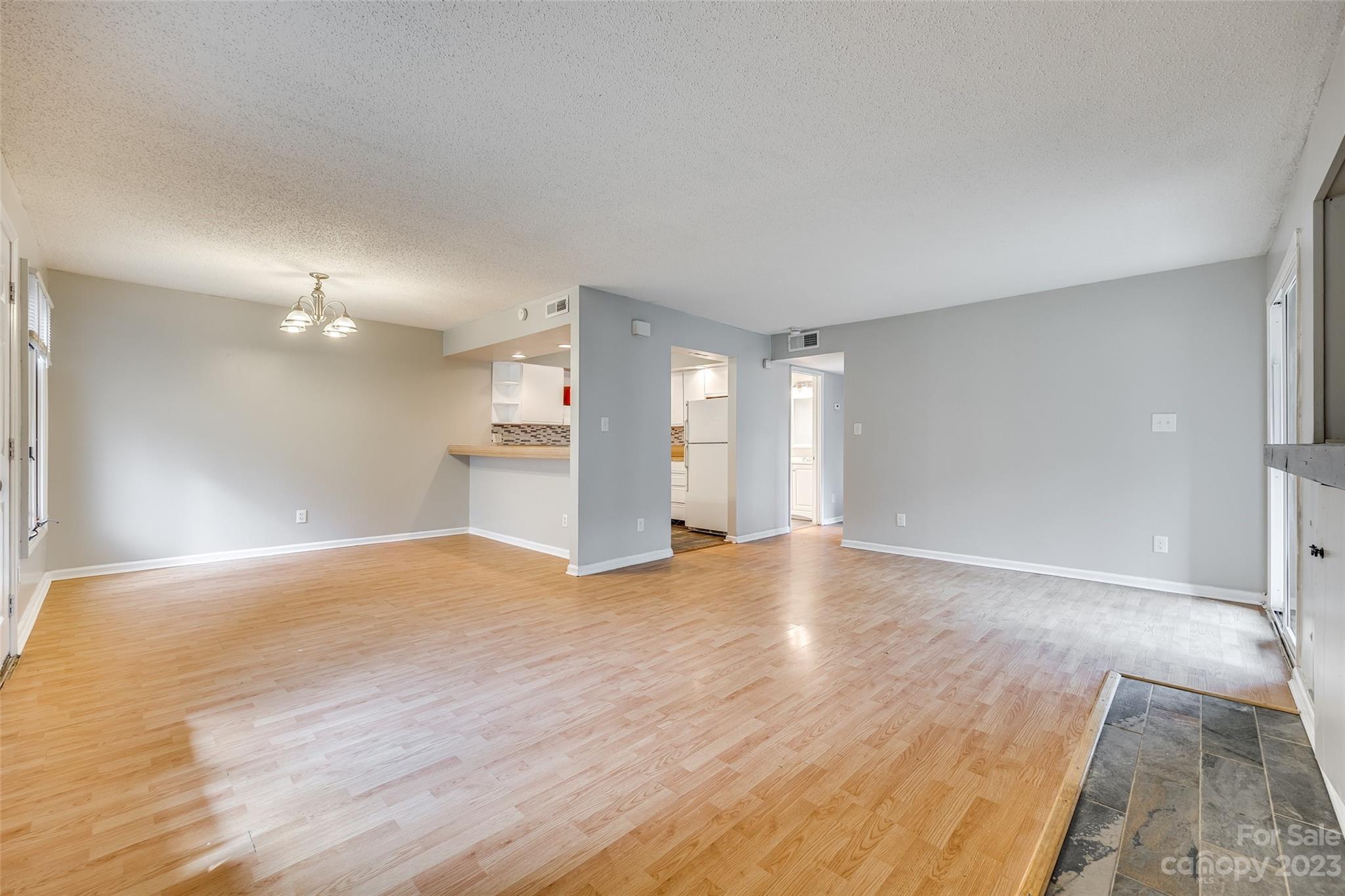 North Hampton Condos - Residential