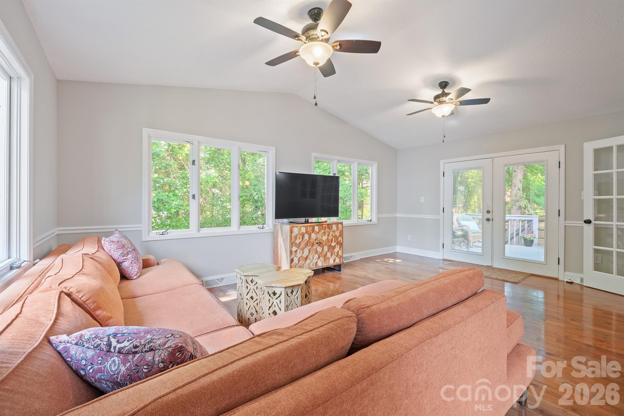 Tega Cay - Residential
