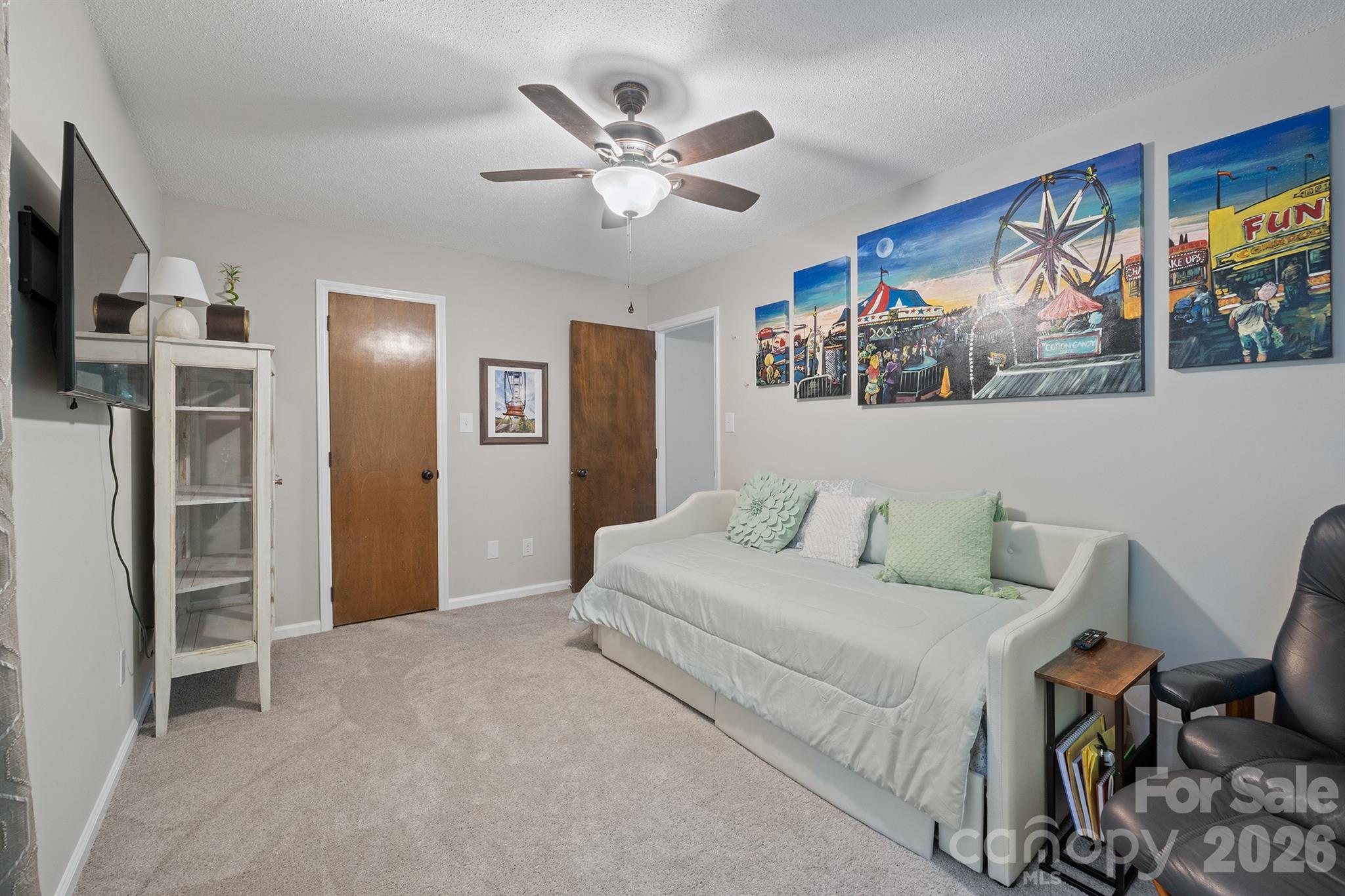 Tega Cay - Residential