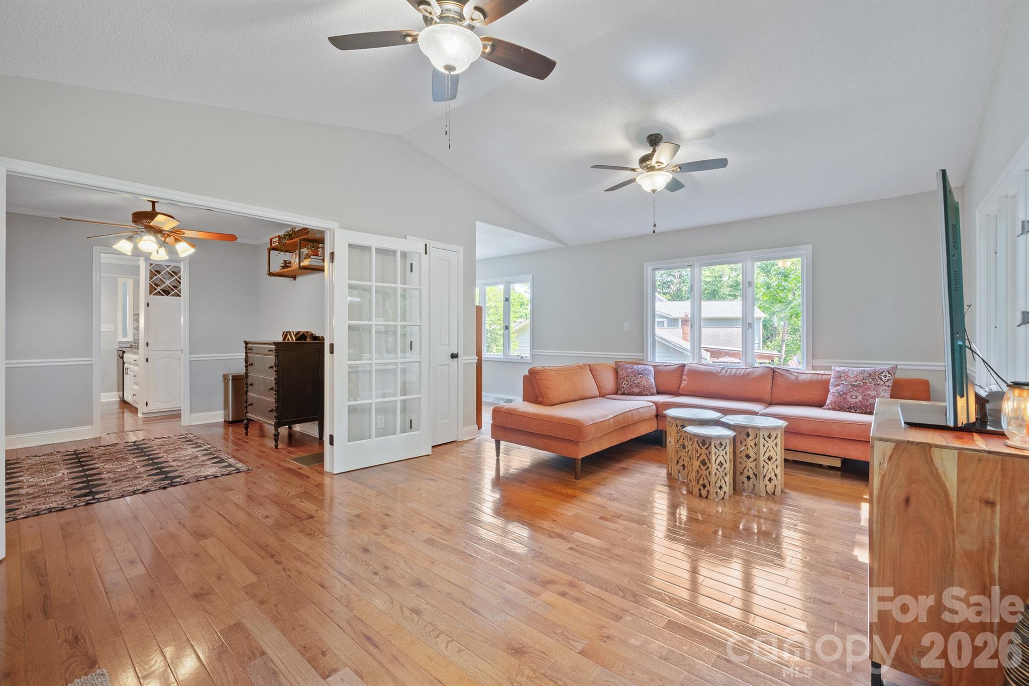 Tega Cay - Residential