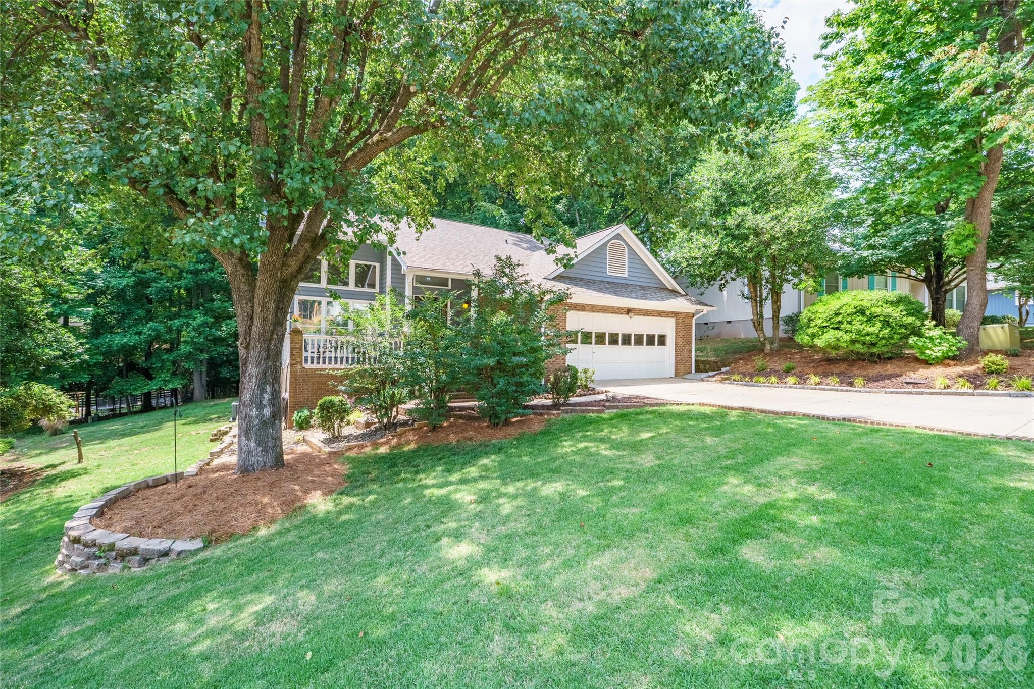 Tega Cay - Residential