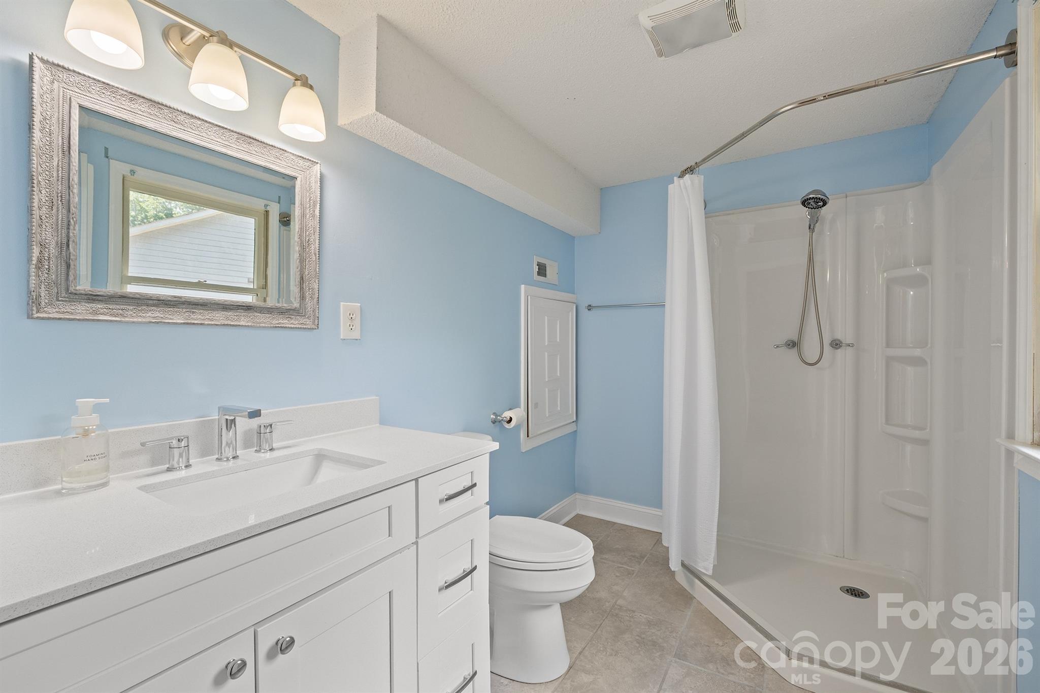 Tega Cay - Residential