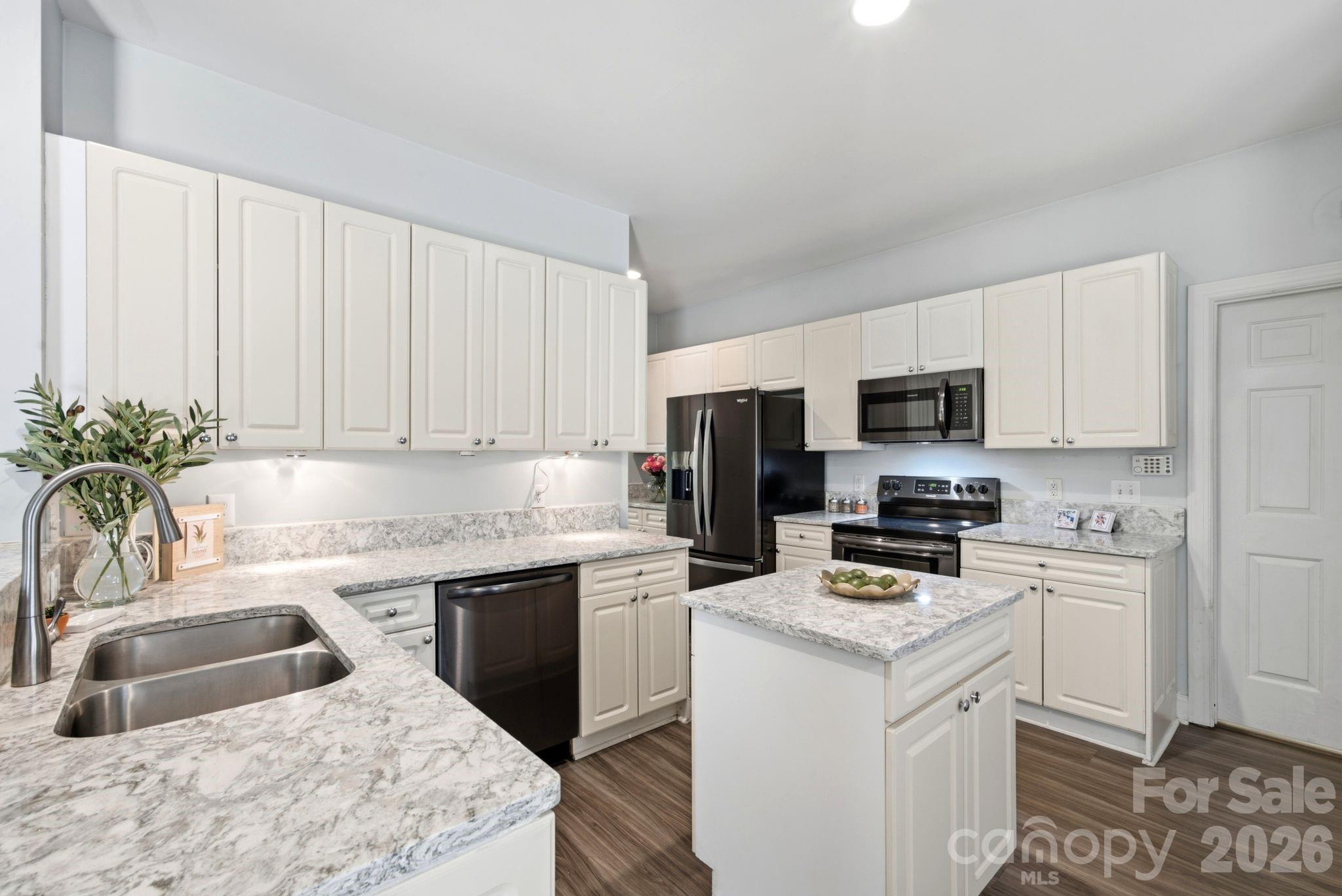 137 Purple Finch Lane