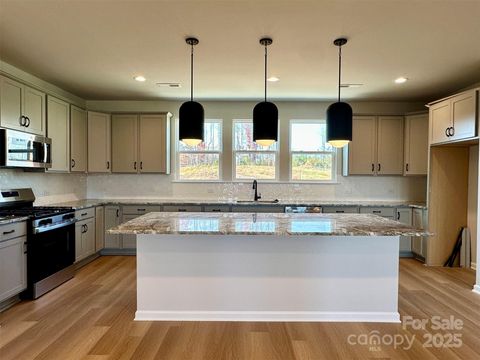 246 Ferebee Place BRX0072 Charlotte NC 28213