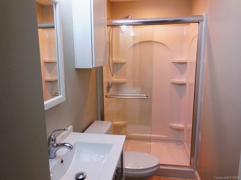 Shadow Lake - Residential Lease