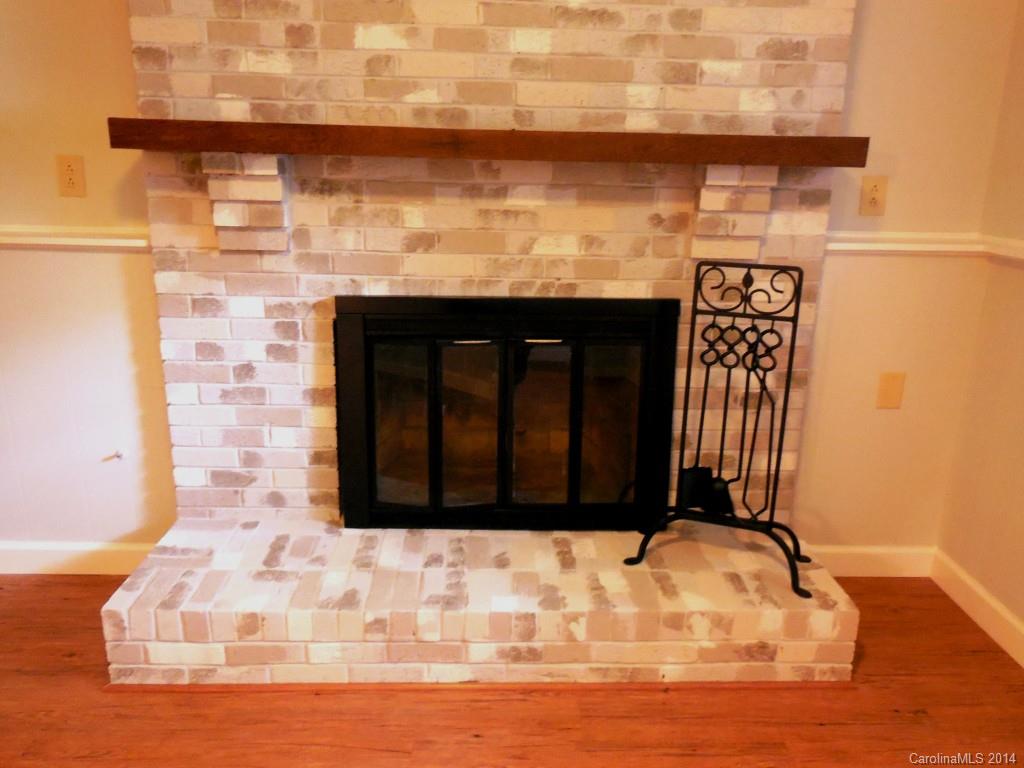 Shadow Lake - Residential Lease