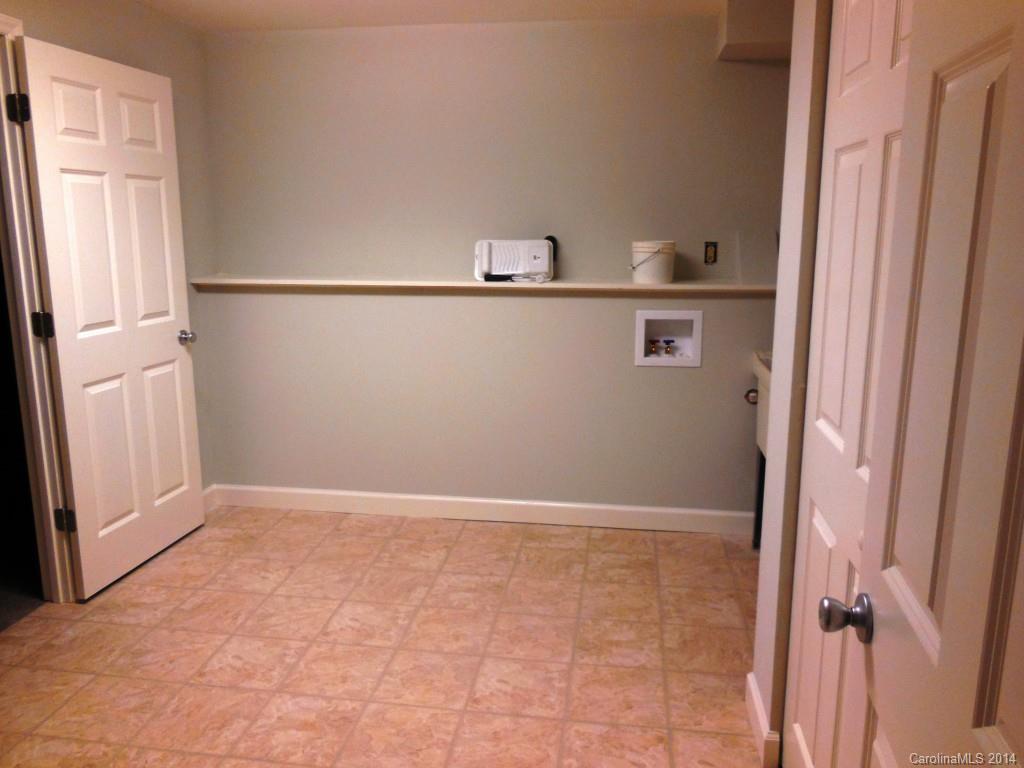 Shadow Lake - Residential Lease