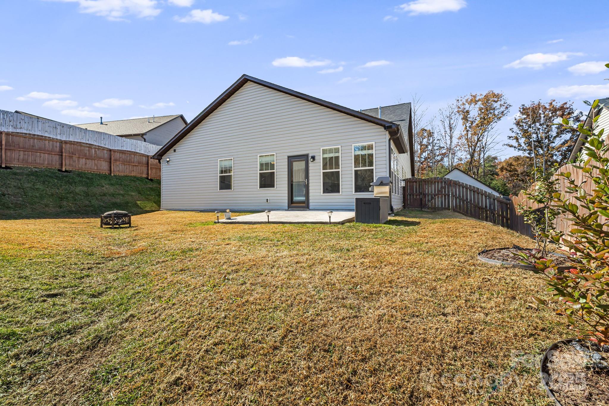 Maple Trace - Residential