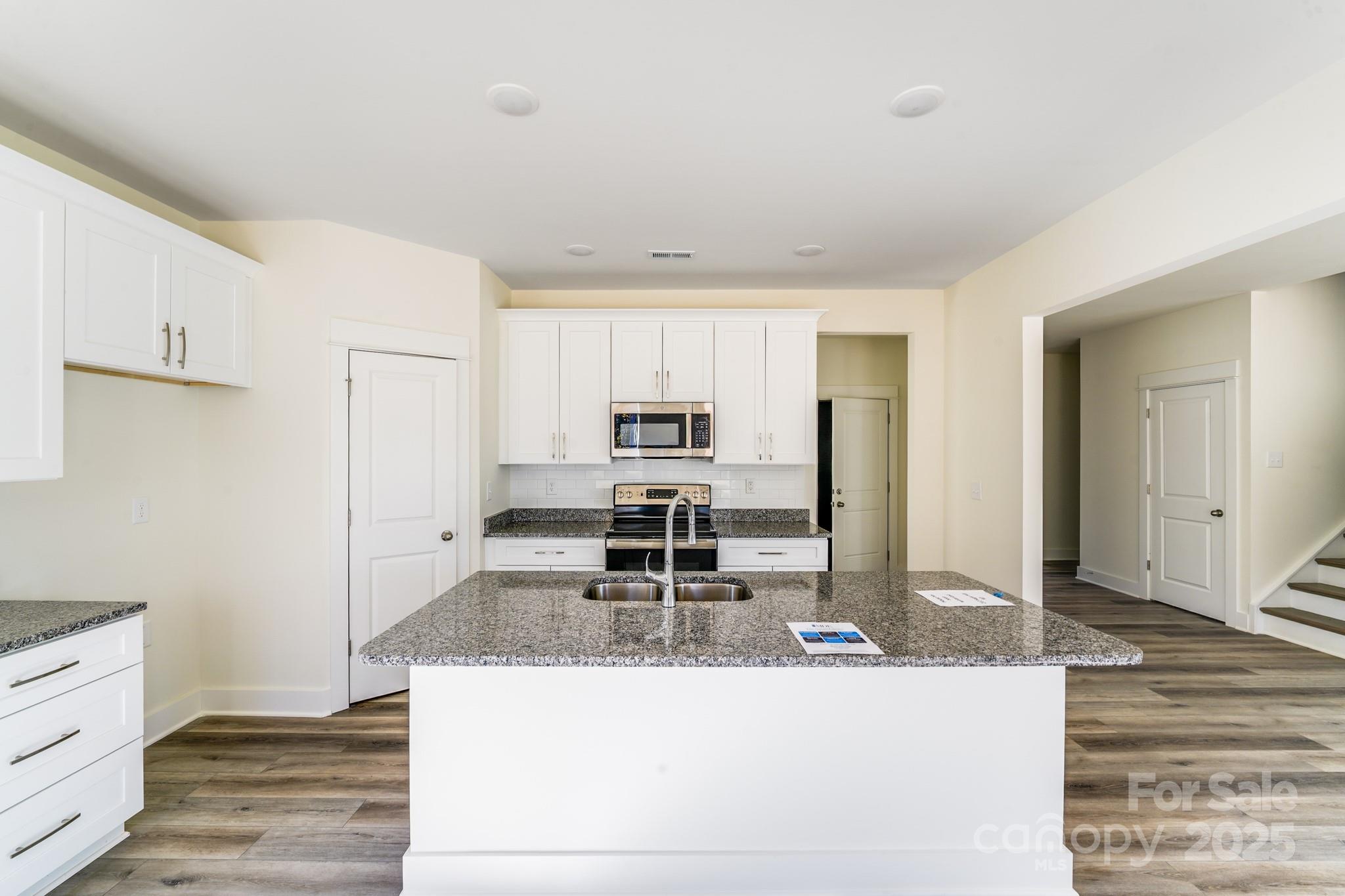 Sanders Ridge - Residential