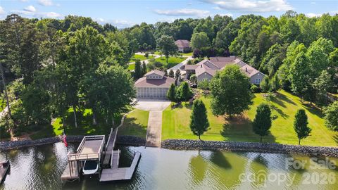 Photo of 2354 Valelake Road, York, SC 29745 (MLS # 4376112)