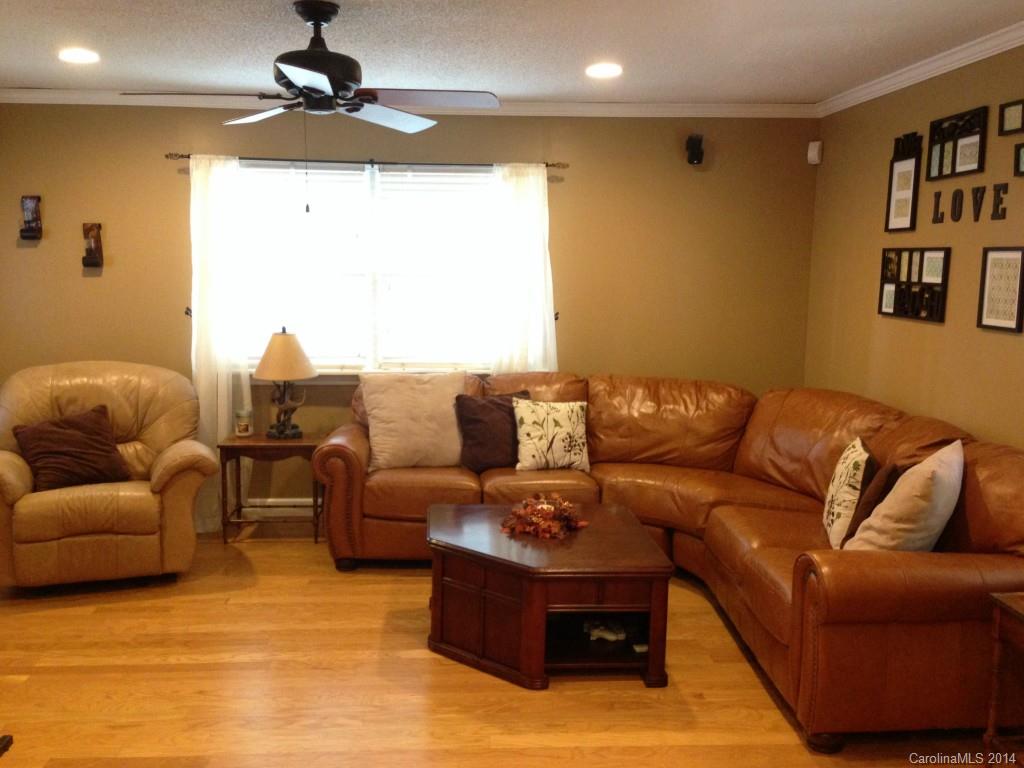 Country Oaks - Residential