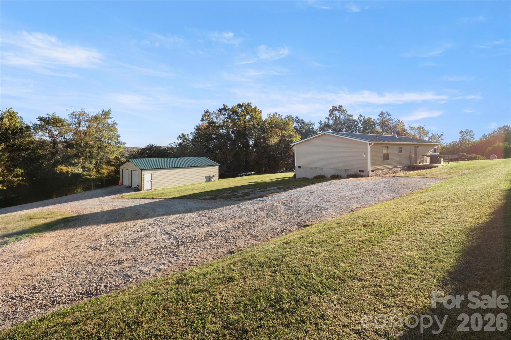 81 Dena Nix Lane