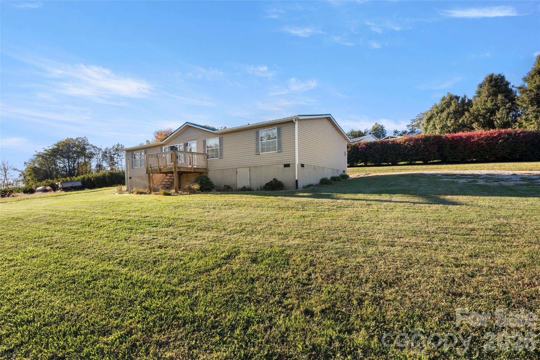 81 Dena Nix Lane