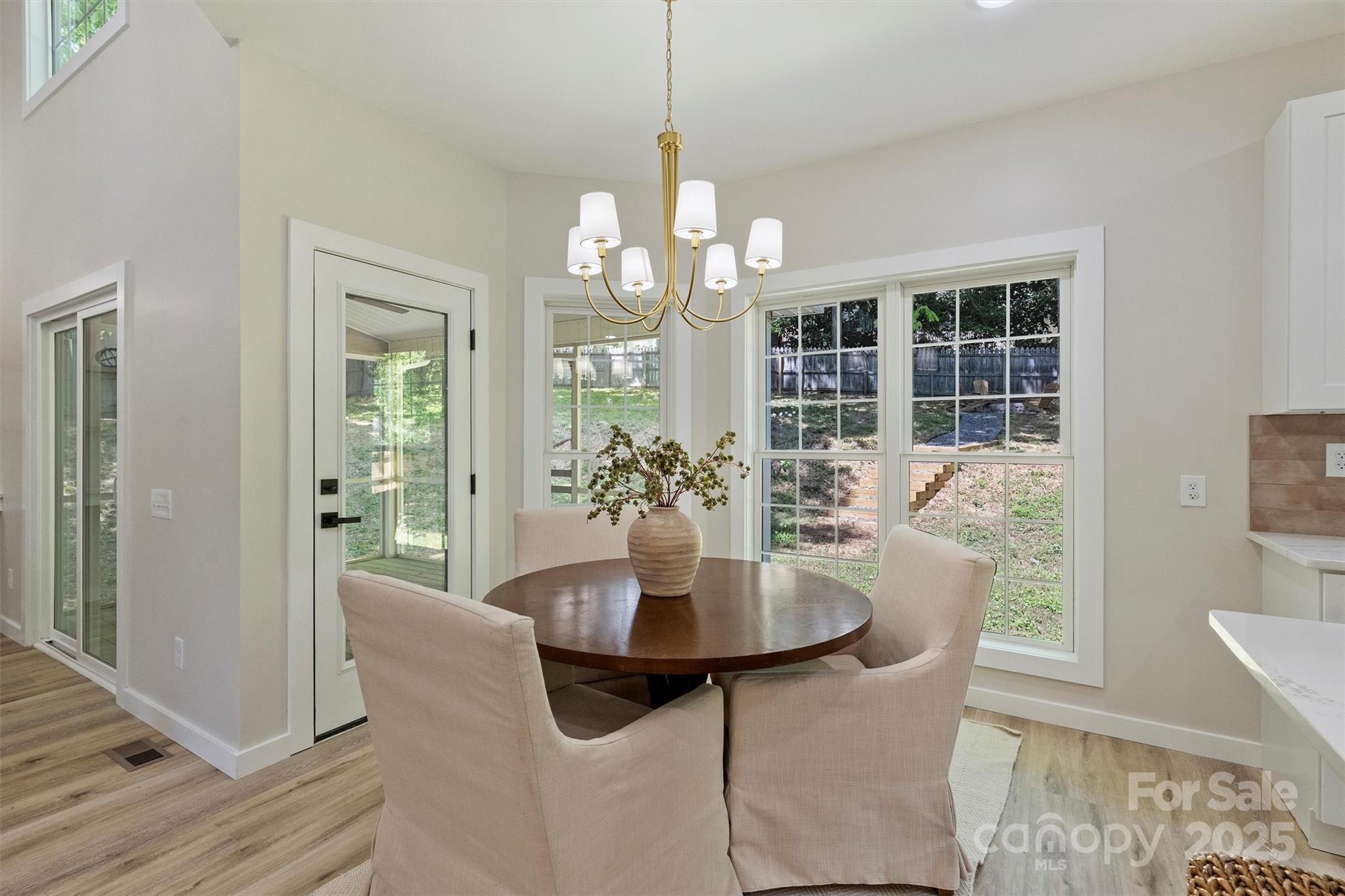 Royal Oaks - Residential