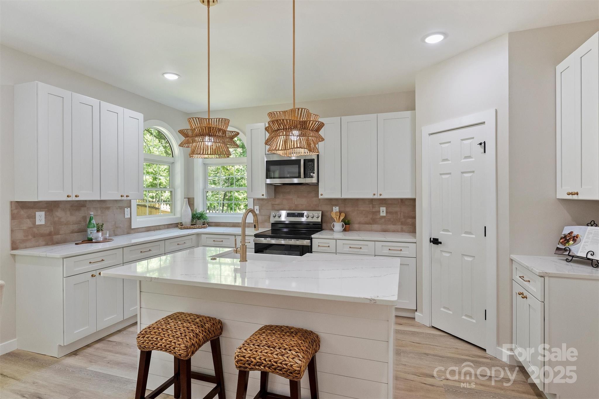 Royal Oaks - Residential