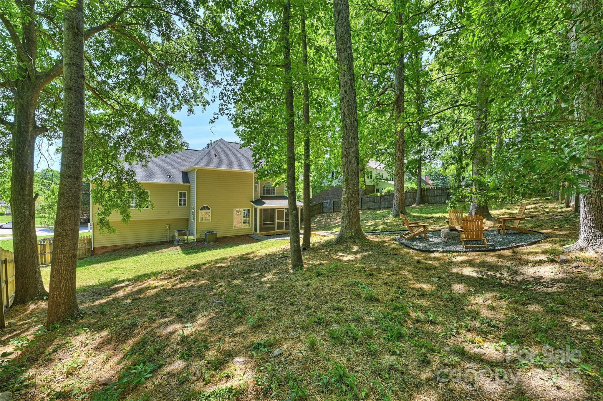 Royal Oaks - Residential