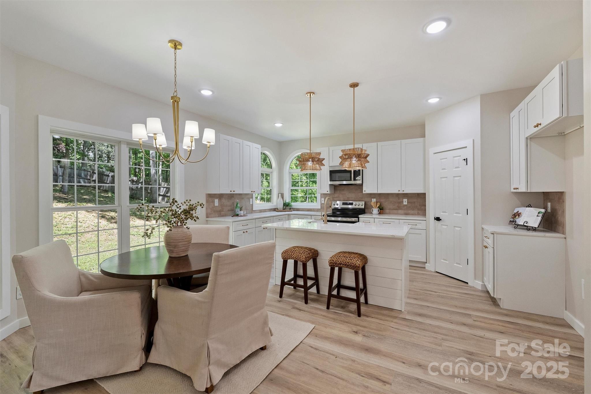 Royal Oaks - Residential