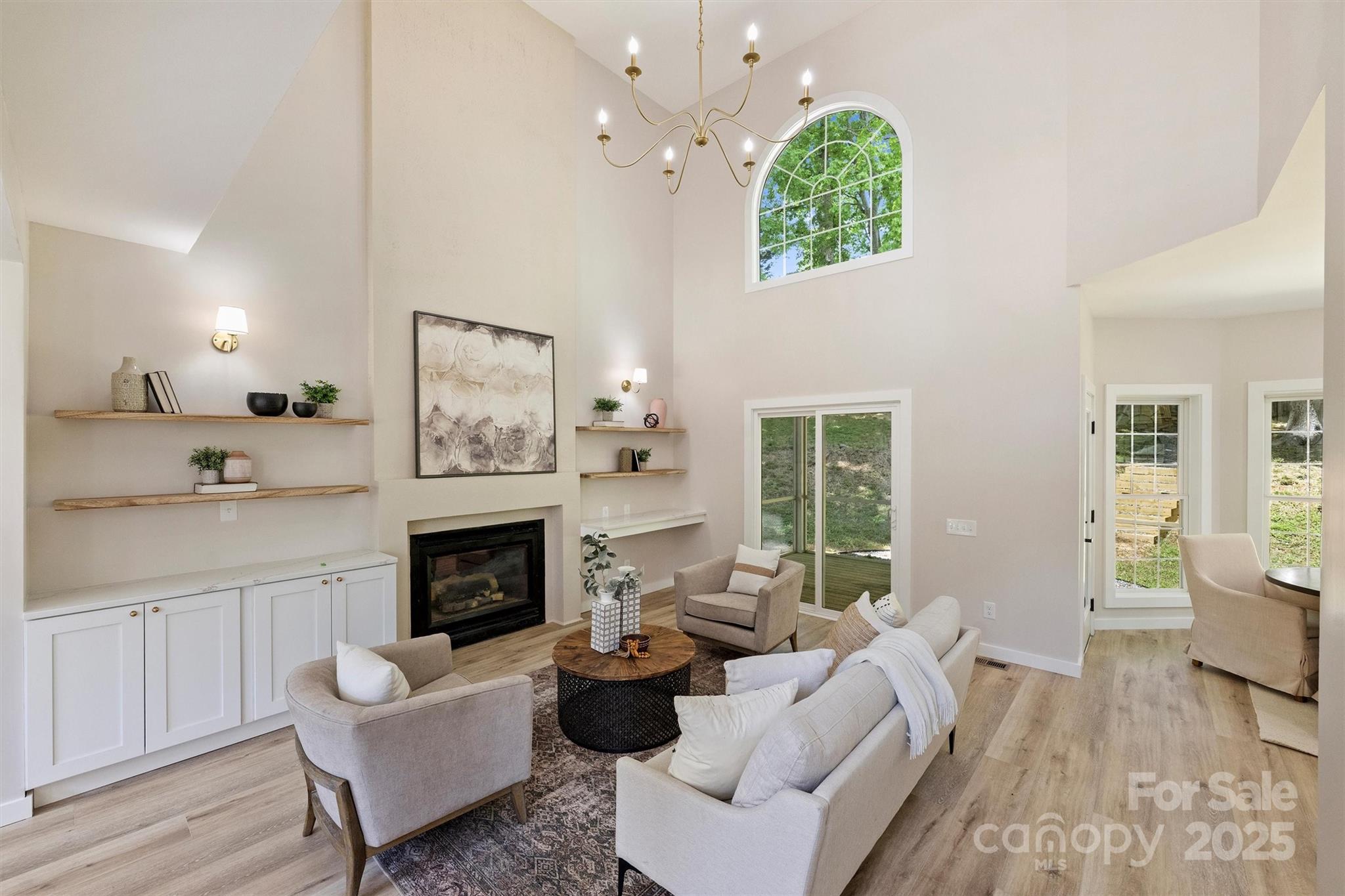 Royal Oaks - Residential