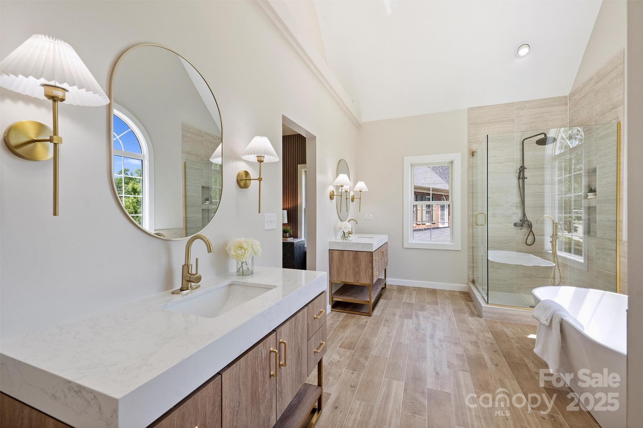 Royal Oaks - Residential