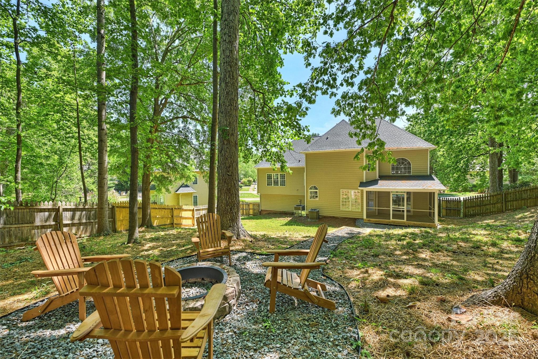 Royal Oaks - Residential