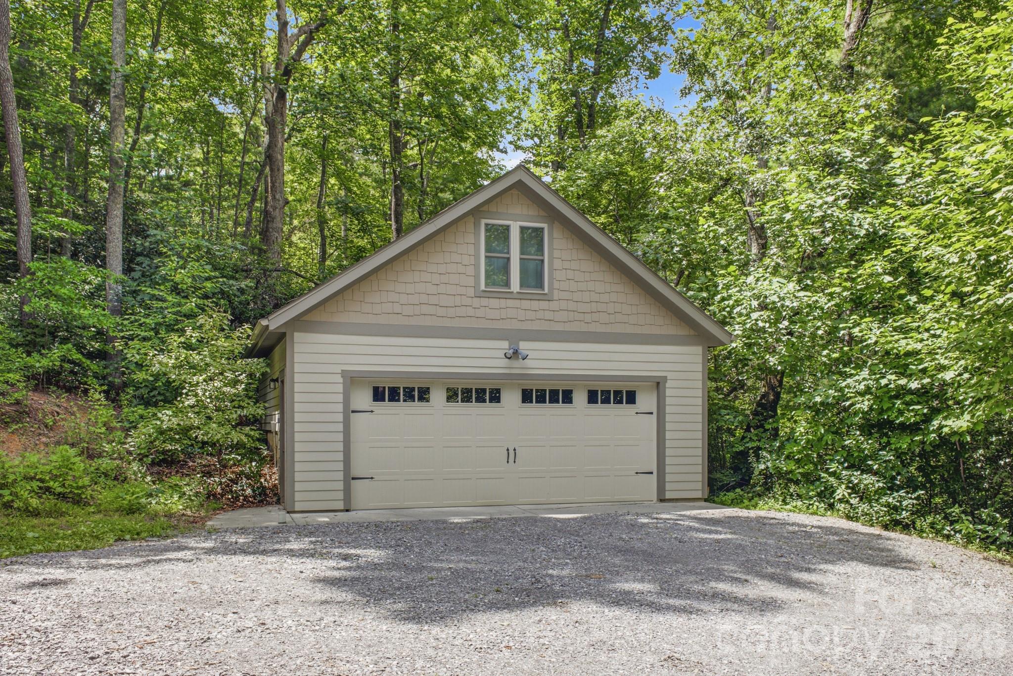 101 Reeds Creek Road