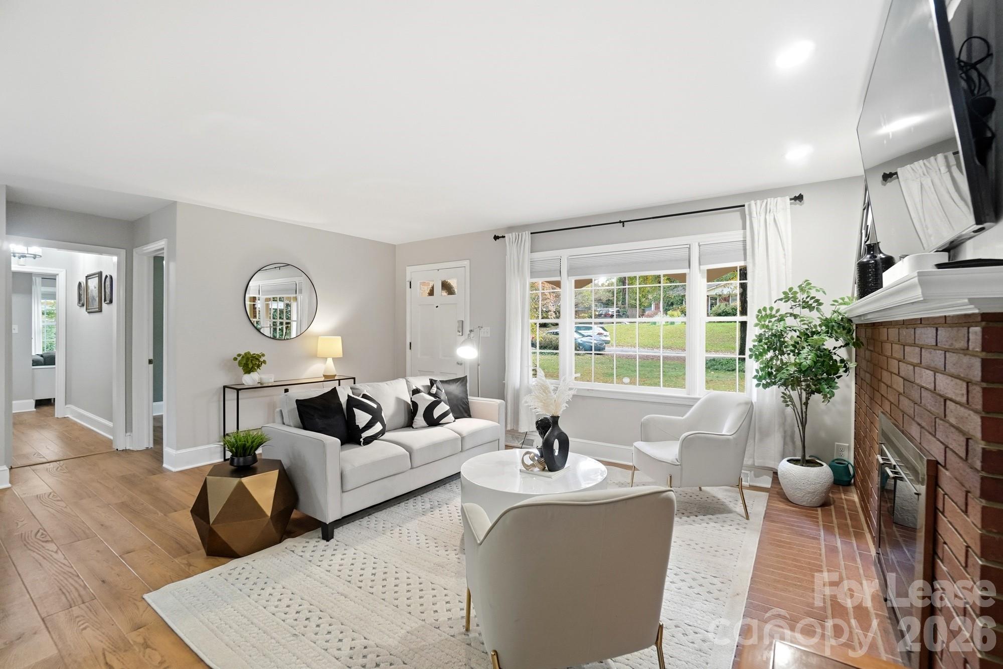 Country Club Heights - Residential Lease