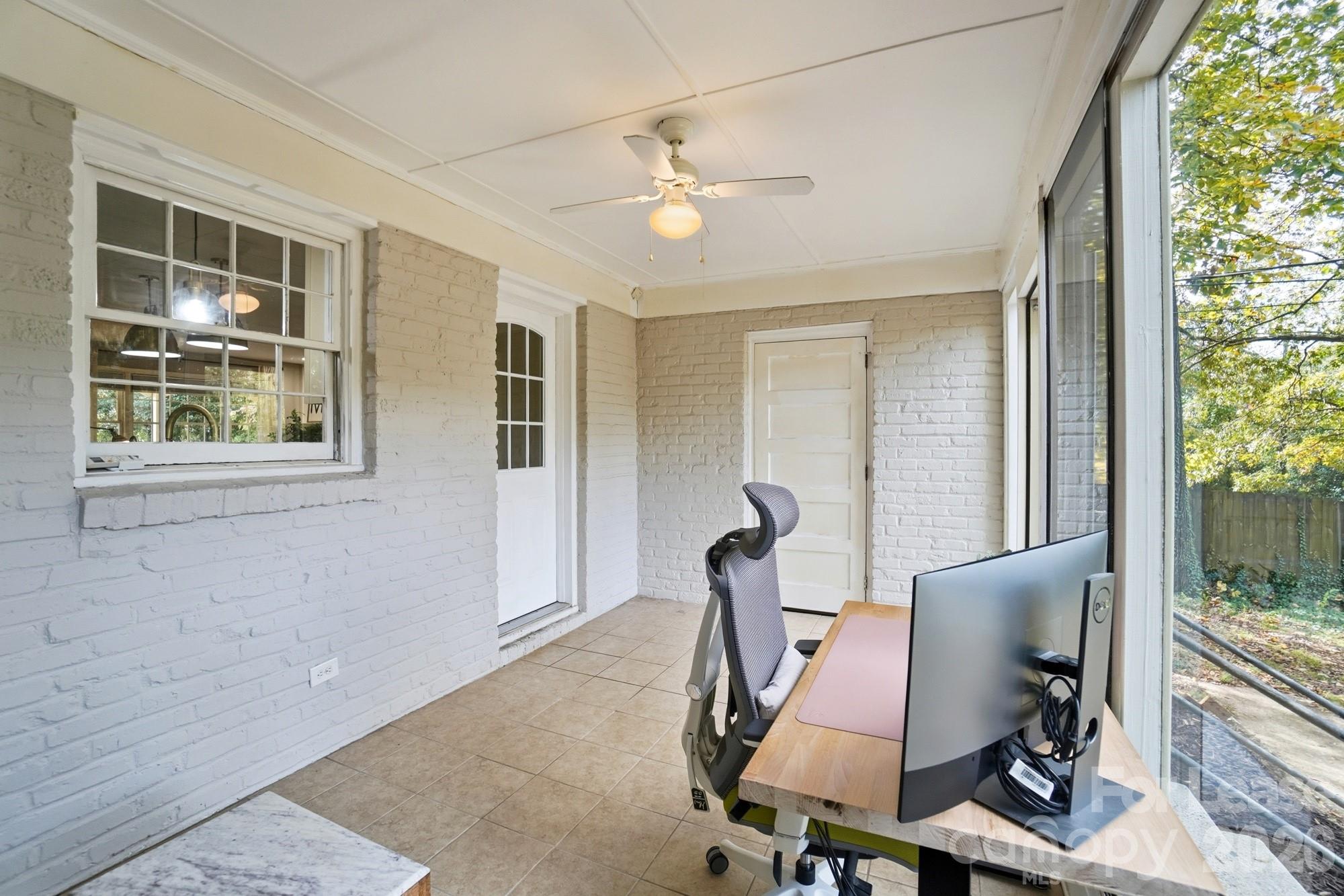 Country Club Heights - Residential Lease