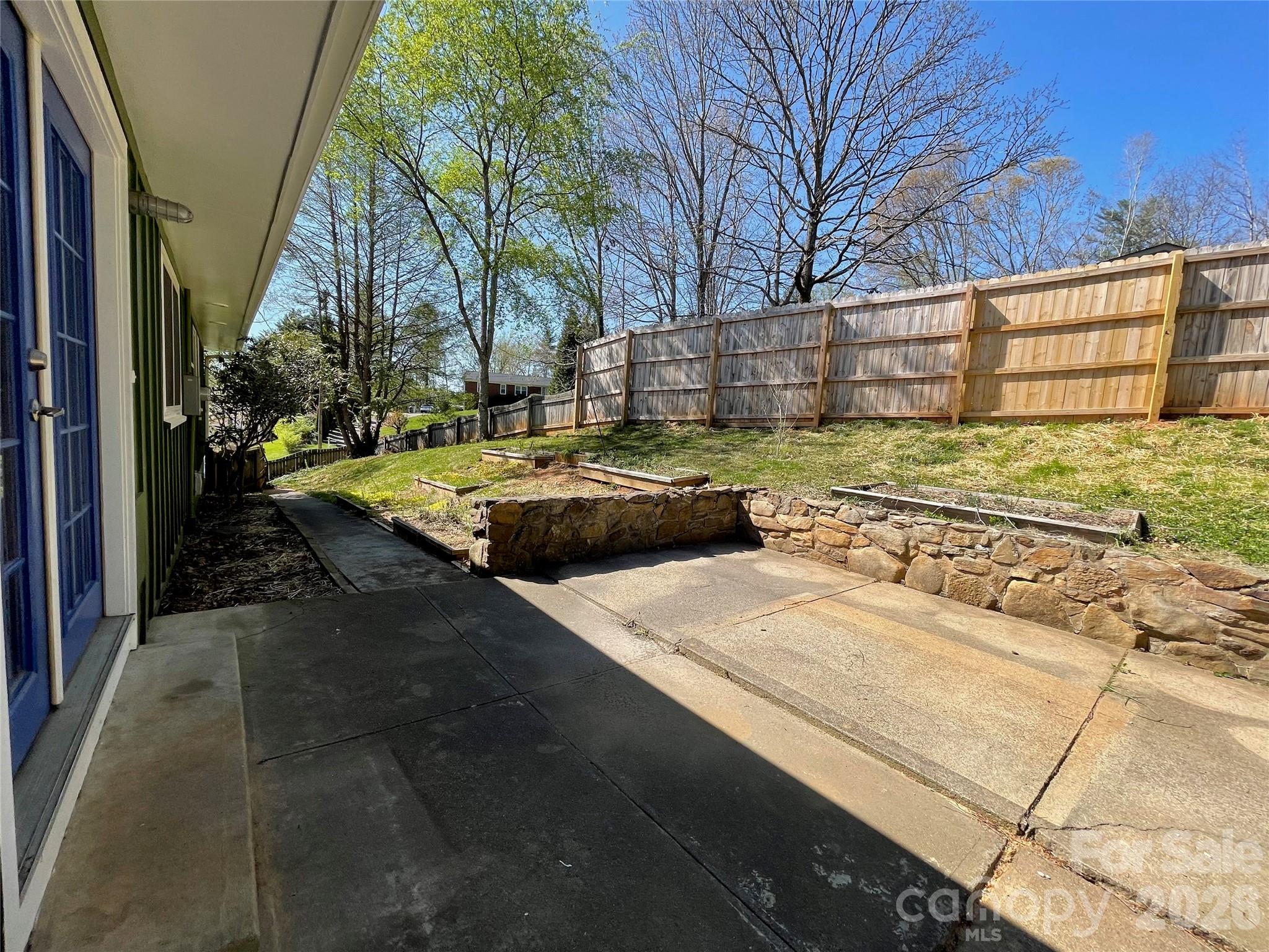 Woodland Hills - Residential