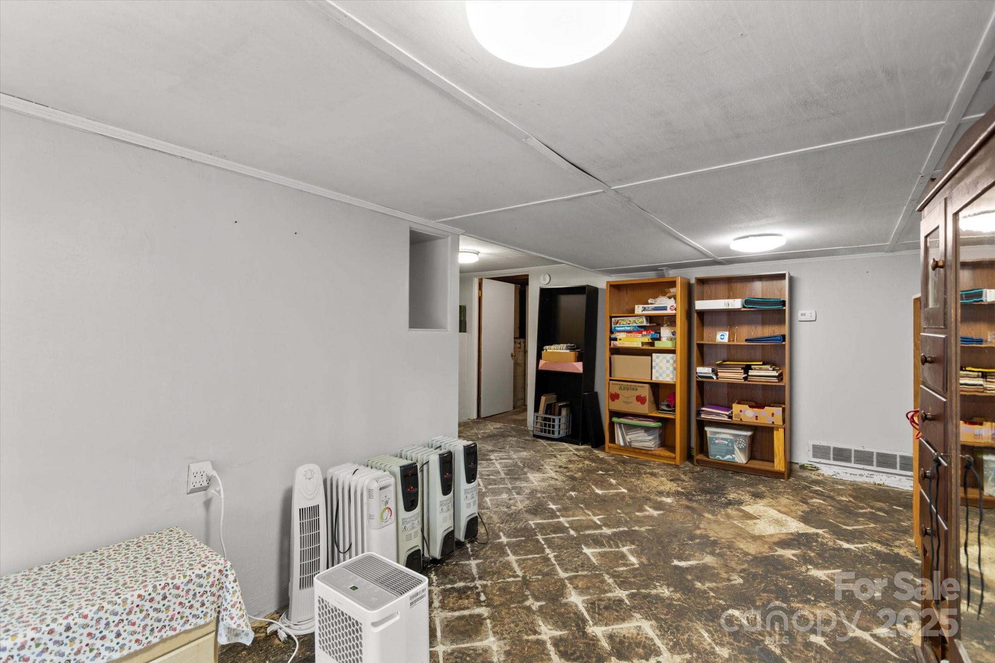 Royal Pines - Residential