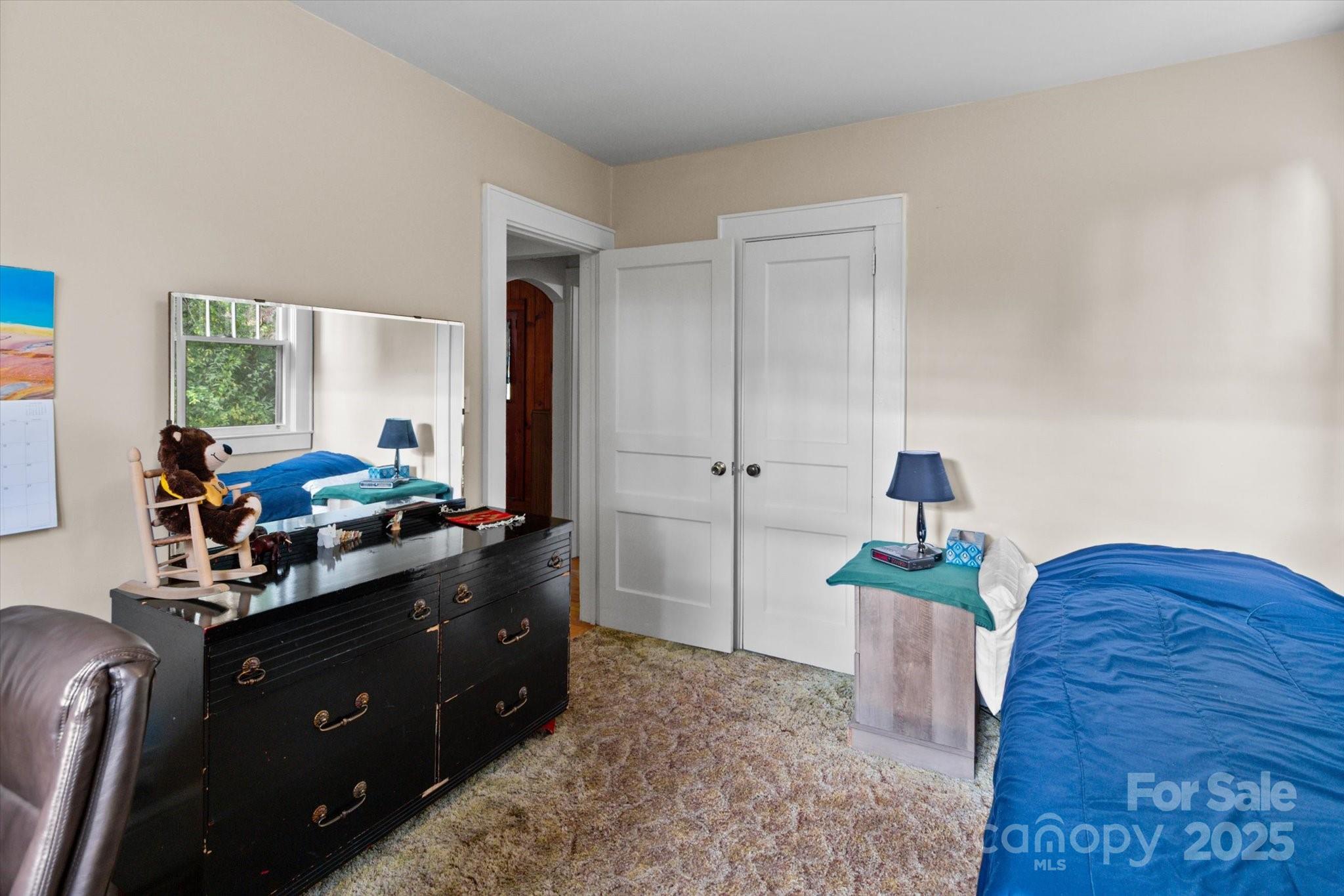 Royal Pines - Residential