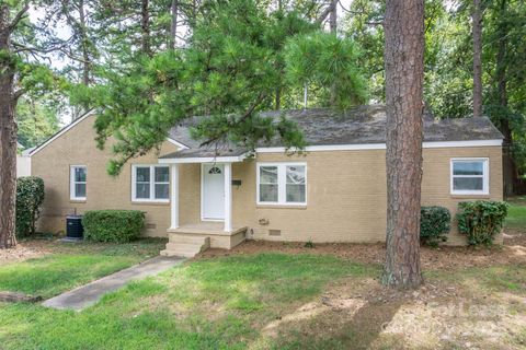Photo of 1728 Matheson Avenue, Charlotte, NC 28205 (MLS # 4330441)