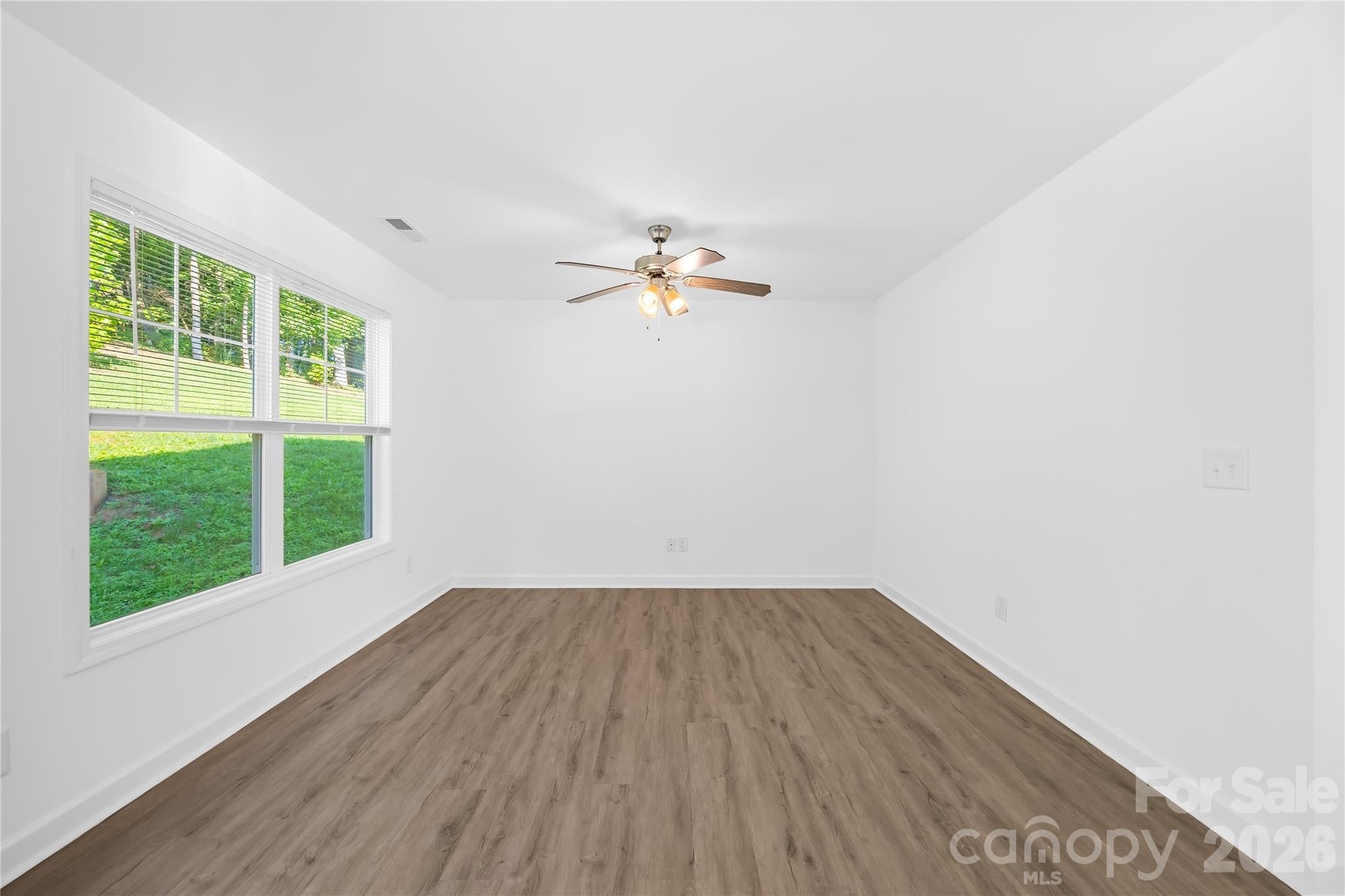 242 Valleybrook Lane