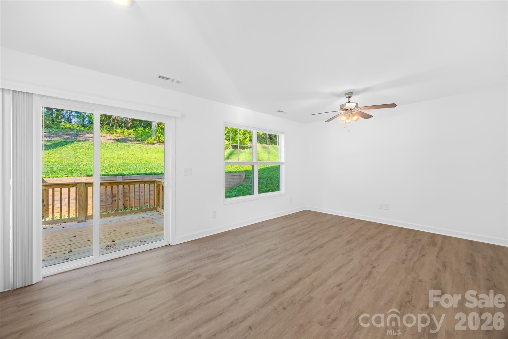 242 Valleybrook Lane